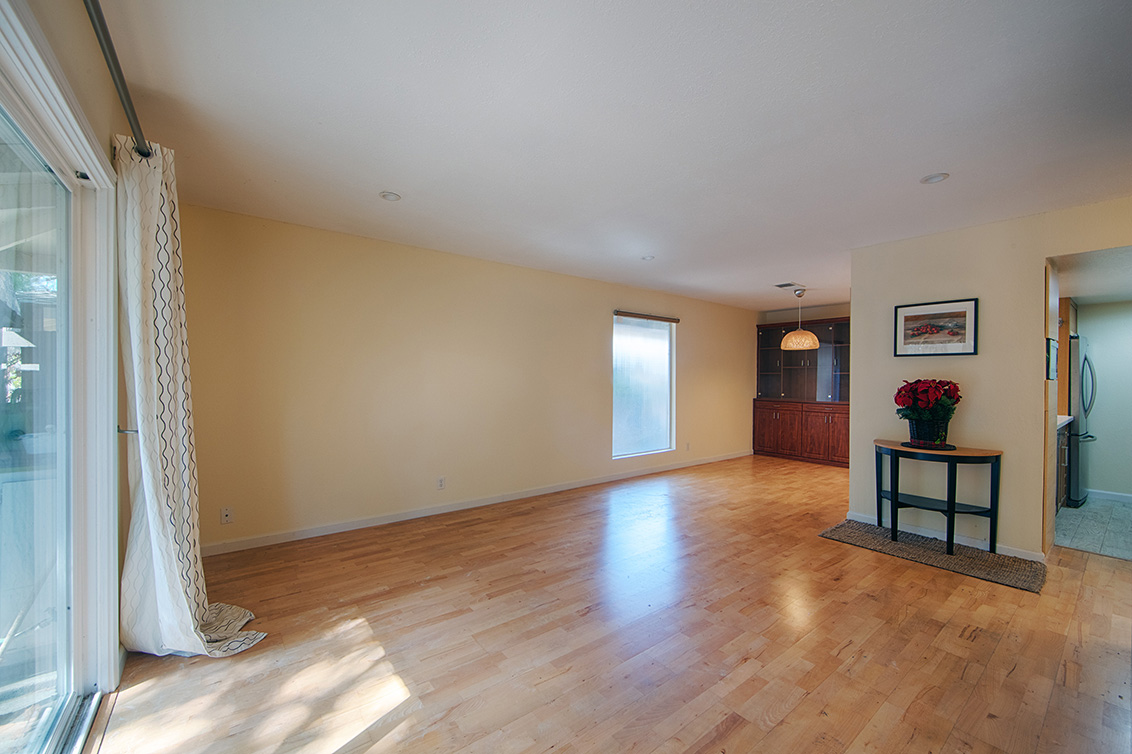 Living Room - 10584 White Fir Ct, Cupertino 95014