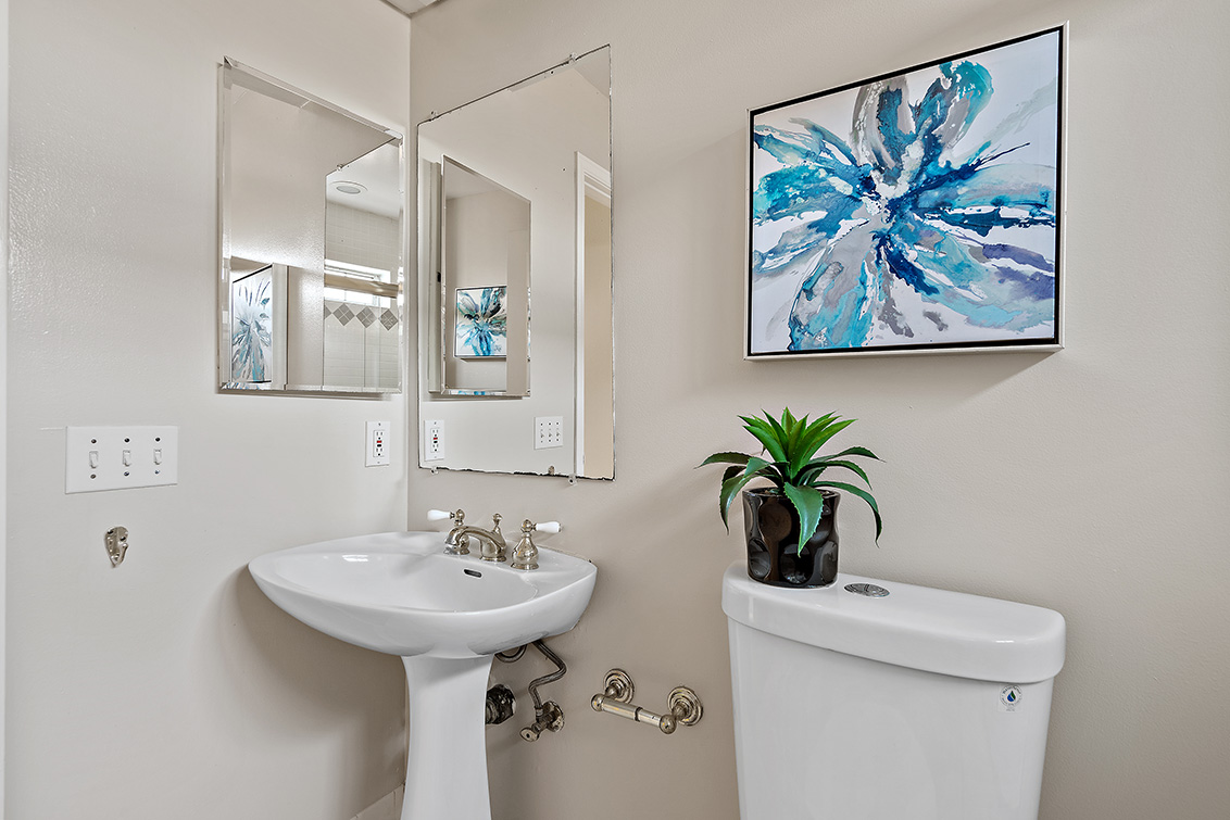 Bathroom 2 (B) Picture - 2886 Emerson St, Palo Alto 94306 Bathroom 2 (B) picture - 2886 Emerson St, Palo Alto 94306