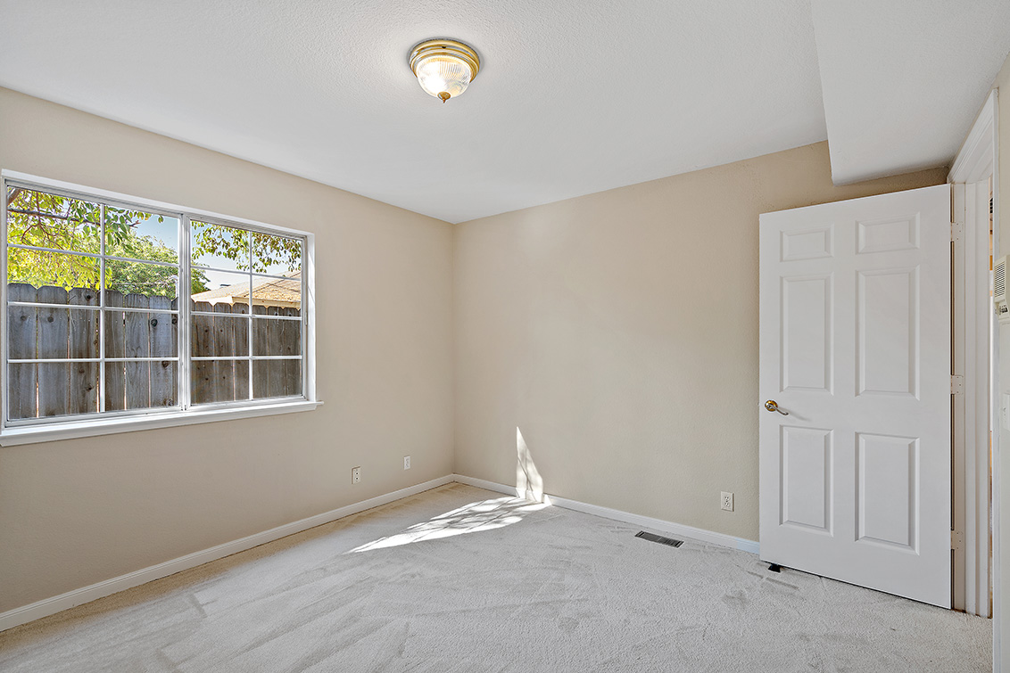 Bedroom 4 (B) Picture - 2886 Emerson St, Palo Alto 94306 Bedroom 4 (B) picture - 2886 Emerson St, Palo Alto 94306