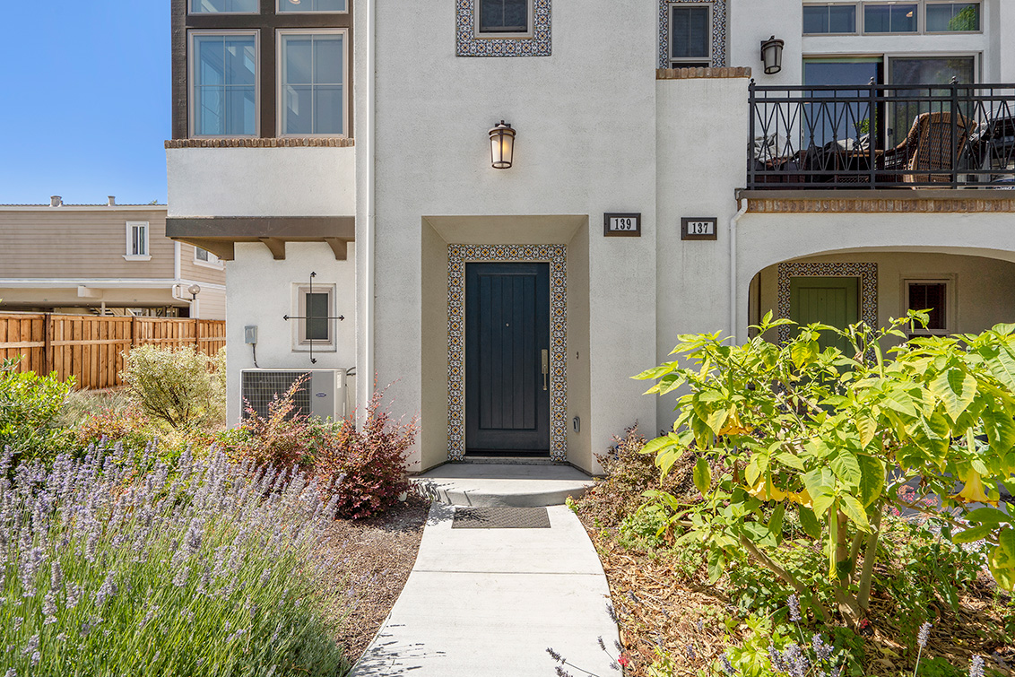 Entrance (A) Picture - 139 Fairchild Dr, Mountain View 94043 Entrance (A) picture - 139 Fairchild Dr, Mountain View 94043