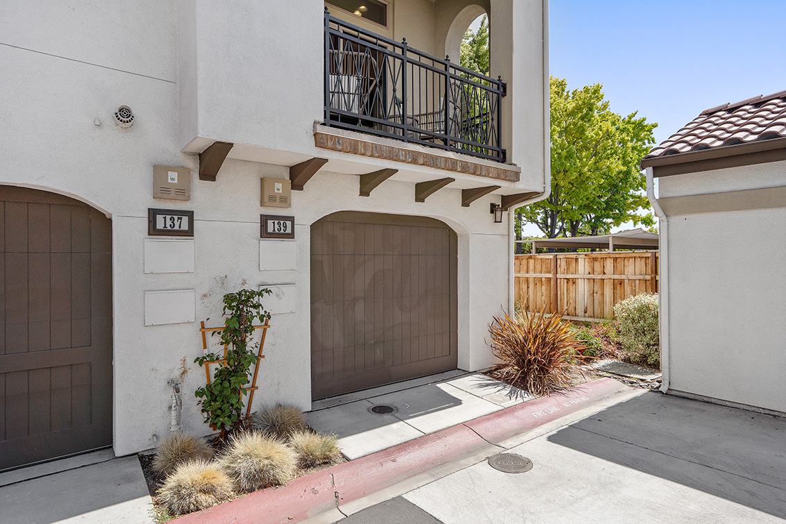 Garage (B) Picture - 139 Fairchild Dr, Mountain View 94043 Garage (B) picture - 139 Fairchild Dr, Mountain View 94043