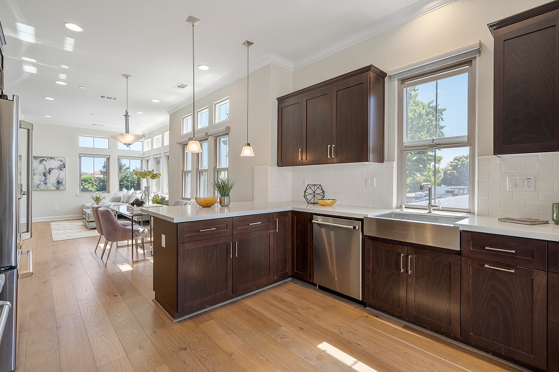 Kitchen (B) Picture - 139 Fairchild Dr, Mountain View 94043 Kitchen (B) picture - 139 Fairchild Dr, Mountain View 94043