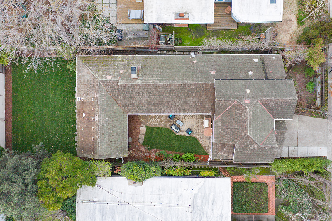Drone (D) picture - 2342 Middlefield Rd, Palo Alto 94301