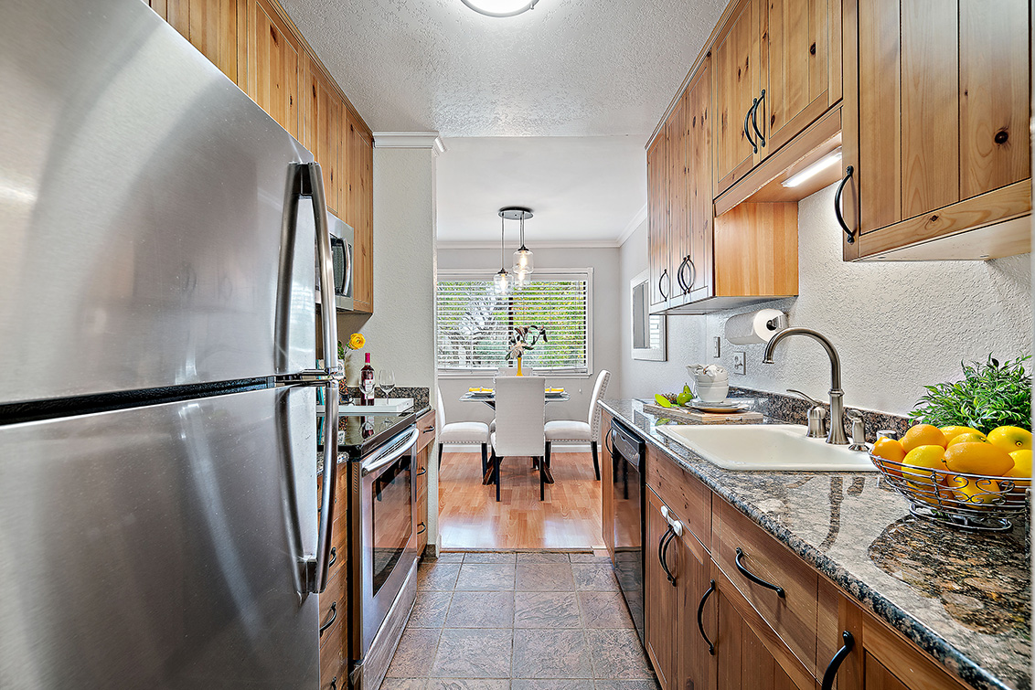 Kitchen - 765 San Antonio Rd 56, Palo Alto 94303
