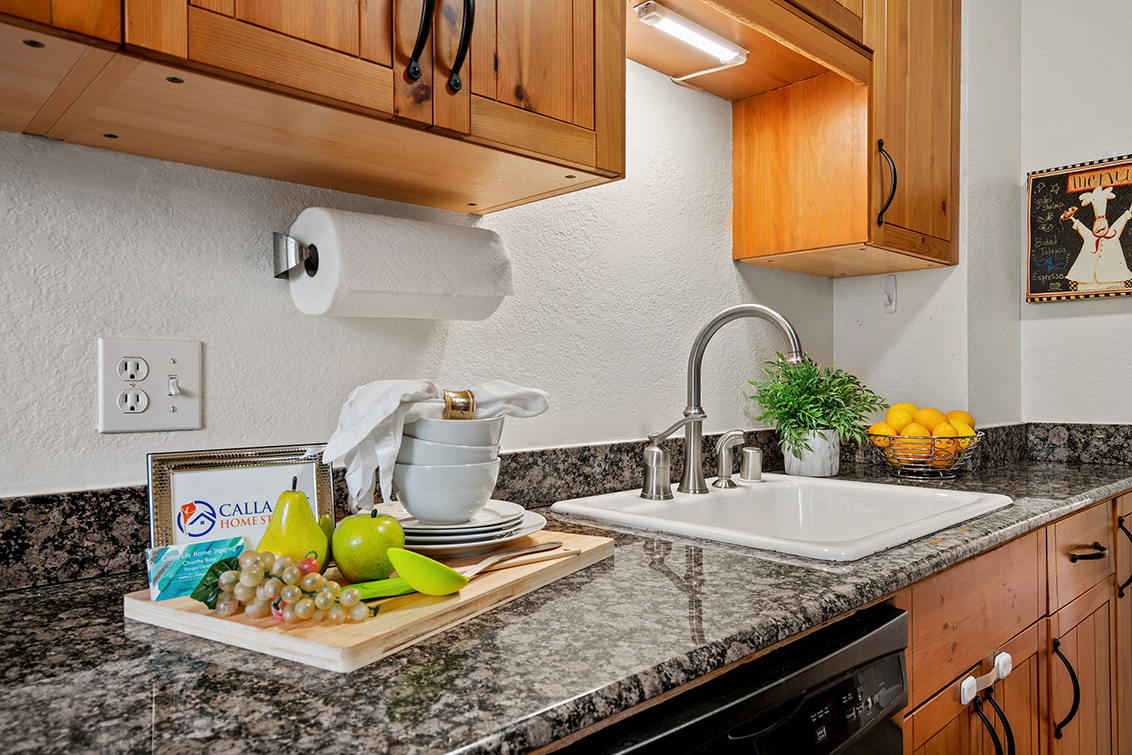Kitchen (C) Picture - 765 San Antonio Rd 56, Palo Alto 94303 Kitchen (C) picture - 765 San Antonio Rd 56, Palo Alto 94303
