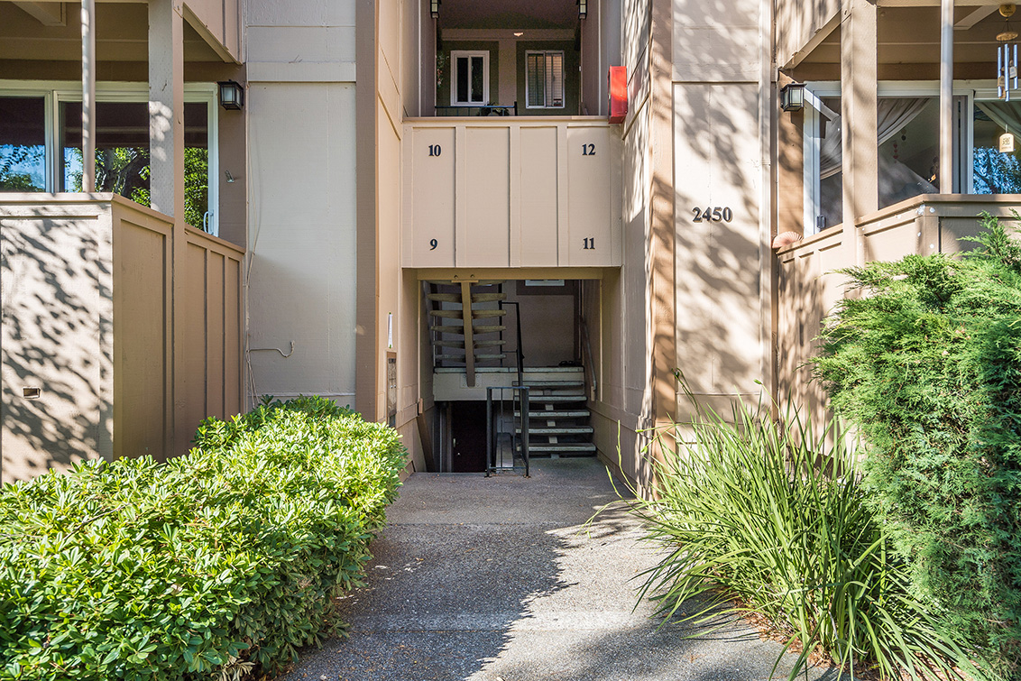 Entrance (A) Picture - 2450 W Bayshore Rd 9, Palo Alto 94303 Entrance (A) picture - 2450 W Bayshore Rd 9, Palo Alto 94303
