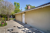 520 Rhodes Dr, Palo Alto 94303 - Sideyard (B)