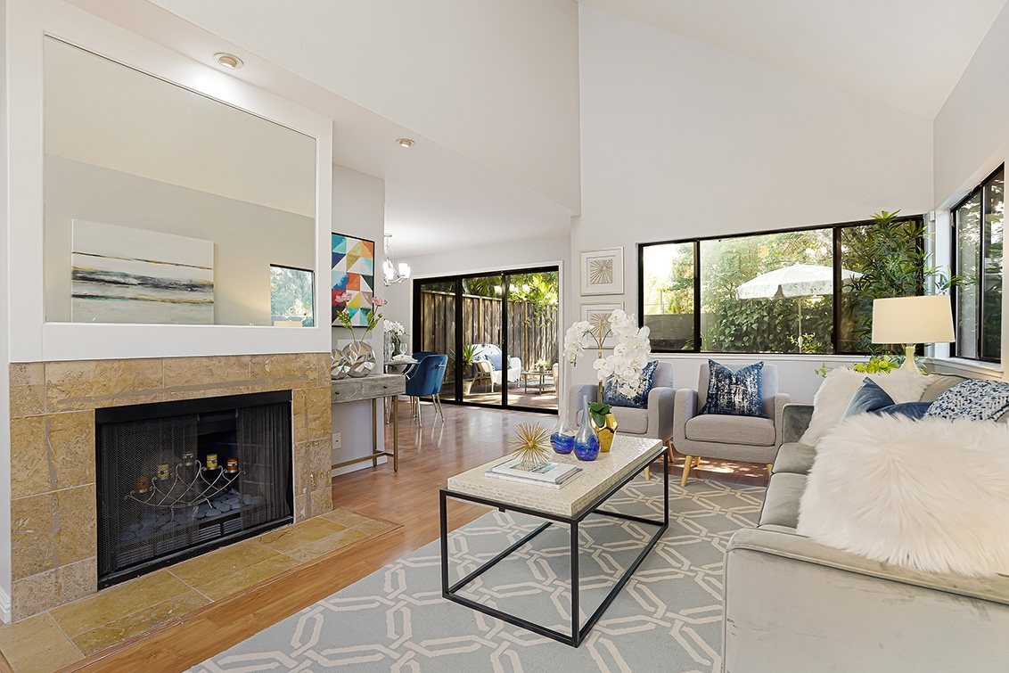 Living Room - 670 San Antonio Rd 40, Palo Alto 94306