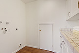 112 Sleeper Ave, Mountain View 94040 - Laundry (A)