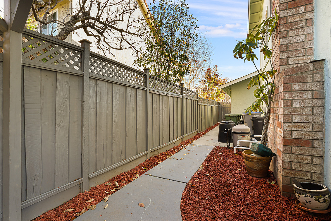 Sideyard (A) Picture - 4397 Stone Canyon Dr, San Jose 95136 Sideyard (A) picture - 4397 Stone Canyon Dr, San Jose 95136