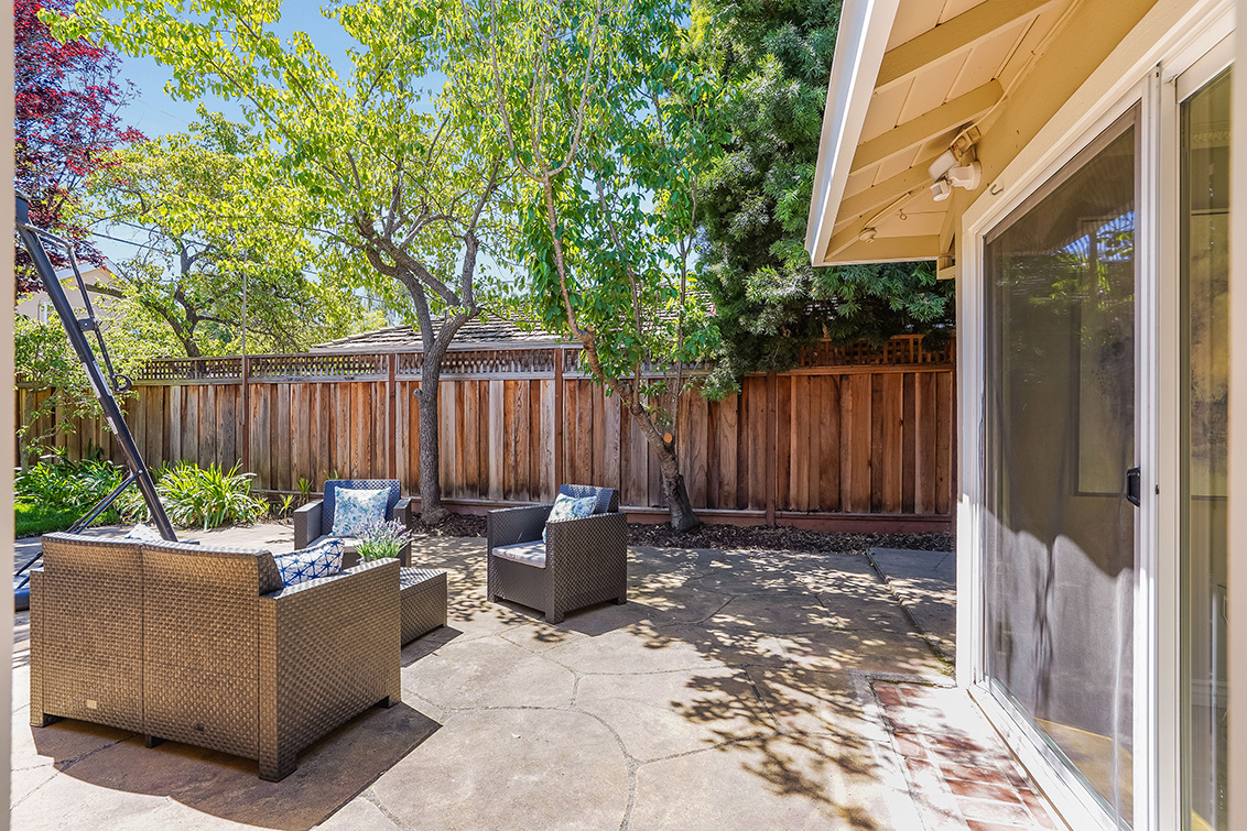 Patio (B) picture - 144 Walter Hays Dr, Palo Alto 94303