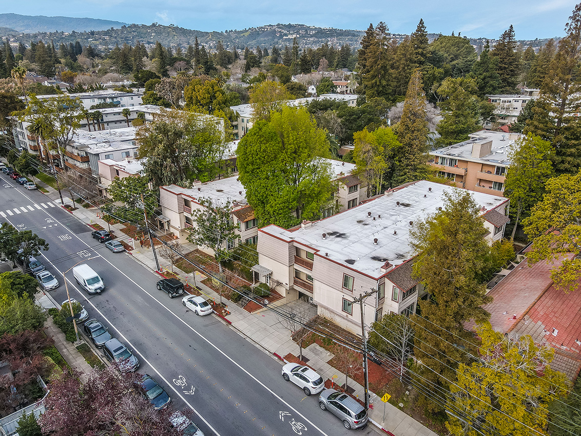 Aerial (A) Picture - 1122 Whipple Ave 14, Redwood City 94062 Aerial (A) picture - 1122 Whipple Ave 14, Redwood City 94062