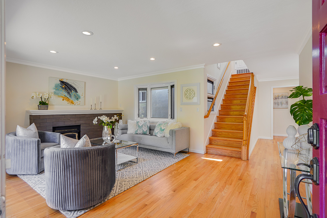 Living Room - 1014 Windermere Ave, Menlo Park 94025