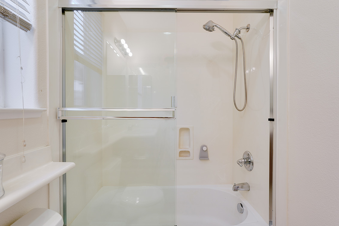 Bathroom 2 (B) Picture - 366 Alvarez Common, Milpitas 95035 Bathroom 2 (B) picture - 366 Alvarez Common, Milpitas 95035