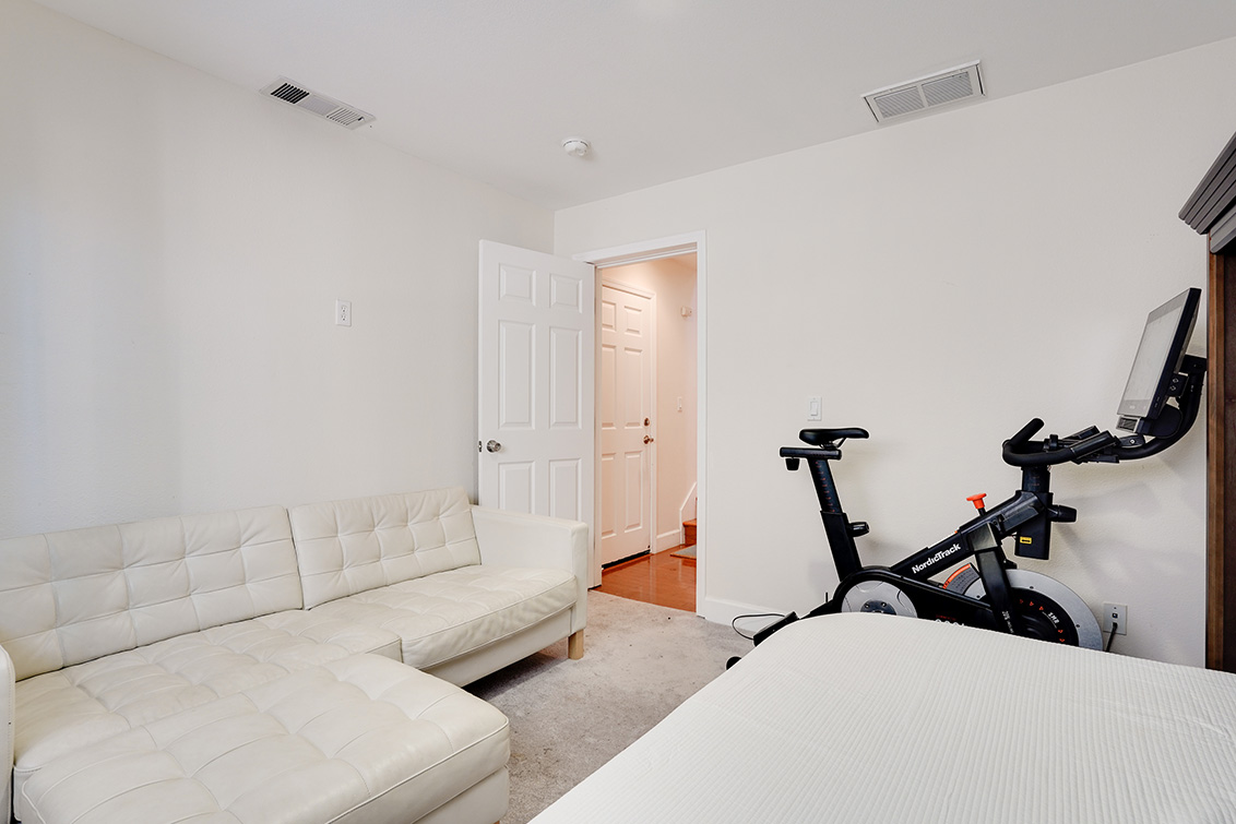 Gym (C) Picture - 366 Alvarez Common, Milpitas 95035 Gym (C) picture - 366 Alvarez Common, Milpitas 95035