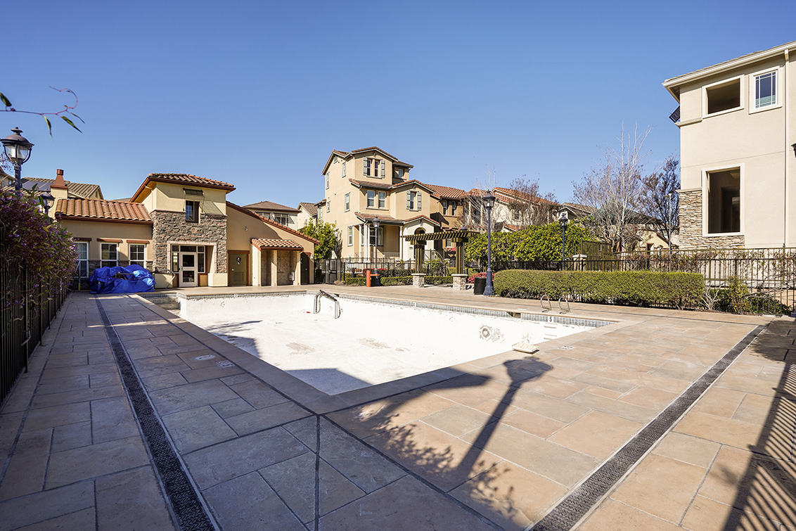 Swimming Pool (A) Picture - 366 Alvarez Common, Milpitas 95035 Swimming Pool (A) picture - 366 Alvarez Common, Milpitas 95035