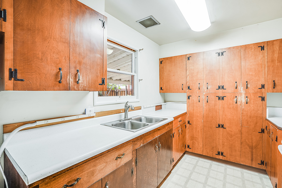 Kitchen - 545 Georgia Ave, Palo Alto 94306