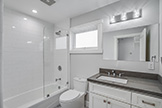 686 Spargur Dr, Los Altos 94022 - Adu Bath (A)