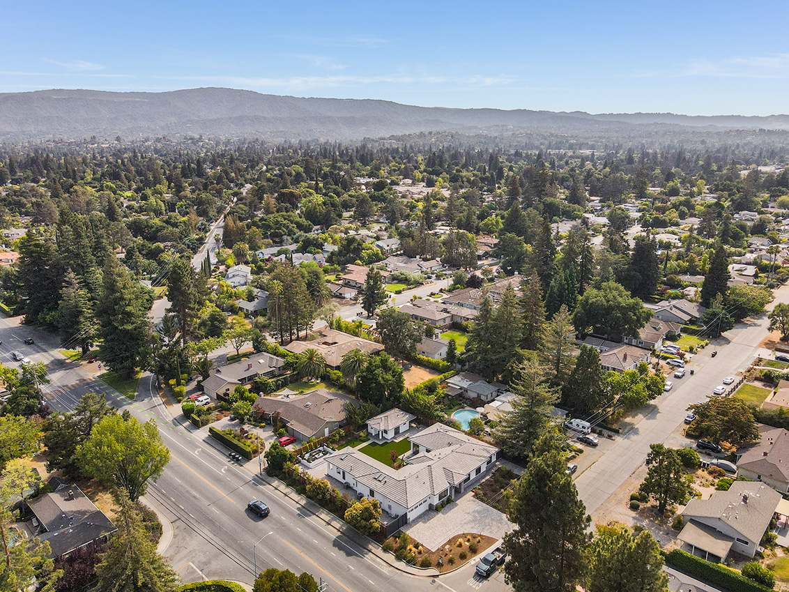 Aerial (E) picture - 686 Spargur Dr, Los Altos 94022