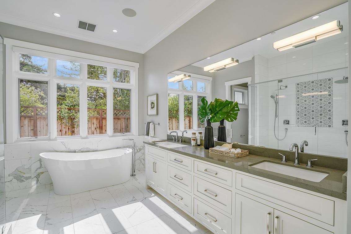 Master Bath (A) picture - 686 Spargur Dr, Los Altos 94022