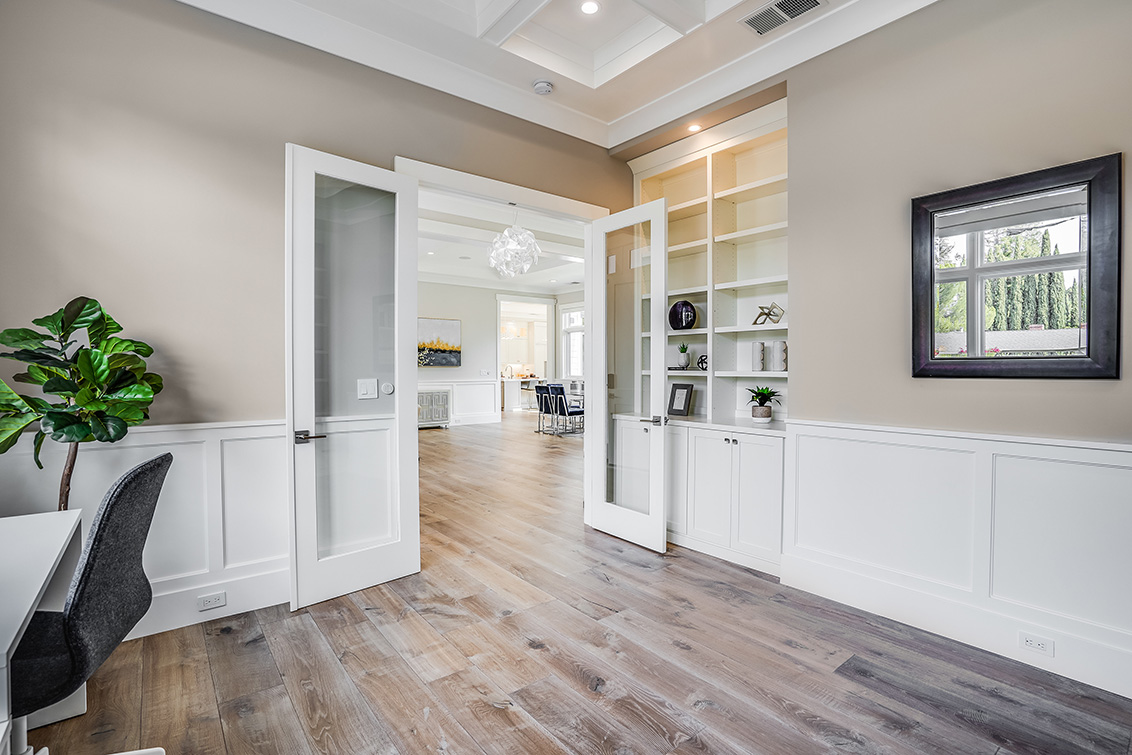 Office (C) picture - 686 Spargur Dr, Los Altos 94022