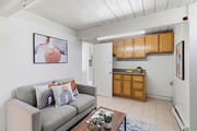 256 E Charleston Rd, Palo Alto 94306 - Family Room (C)