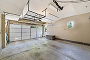 2222 Raspberry Ln, Mountain View 94043 - Garage (C)